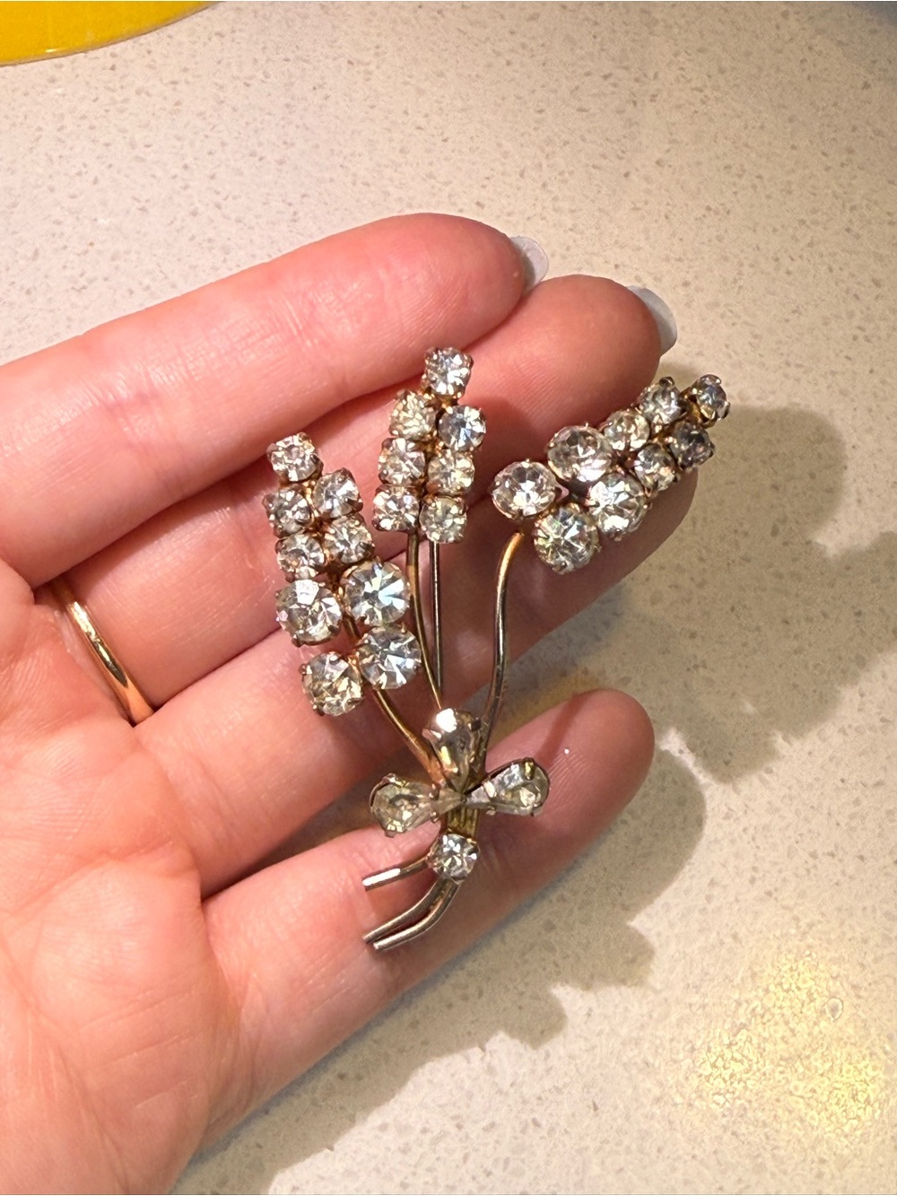 Vintage Crystal Bouquet Brooch - Gold Tone Clear Rhinestones 🇬🇧